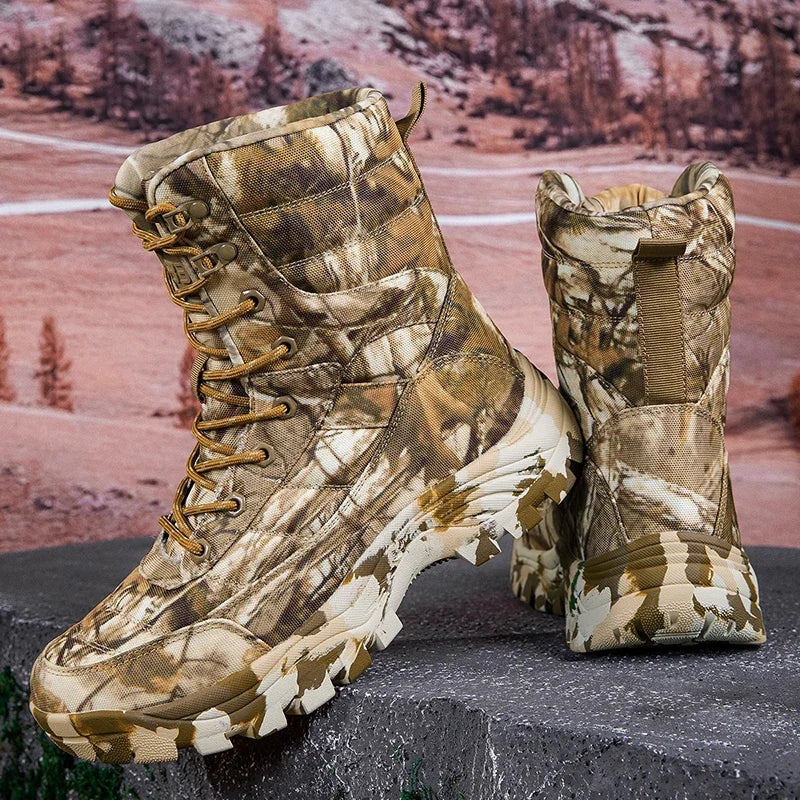 bota tática masculina, bota camuflada militar, bota antiderrapante aventura, bota de trilha masculina, bota tática camuflada, bota militar resistente, bota outdoor masculina, bota para caça e acampamento, bota camuflada conforto térmico, bota militar impermeável