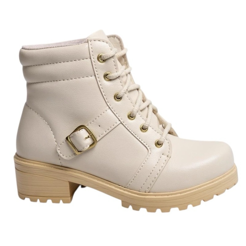 bota feminina, coturno feminino, bota cano curto, bota tratorada, bota off white, bota preta feminina, bota confortável, moda inverno 2025, bota feminina tendência, bota casual feminina, coturno feminino inverno, bota feminina estilosa, bota com salto médio, bota fashion, bota com fivela